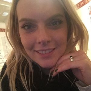 Meet your Posher, Brooke